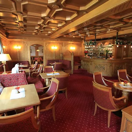 Cesa Tyrol Hotel Canazei